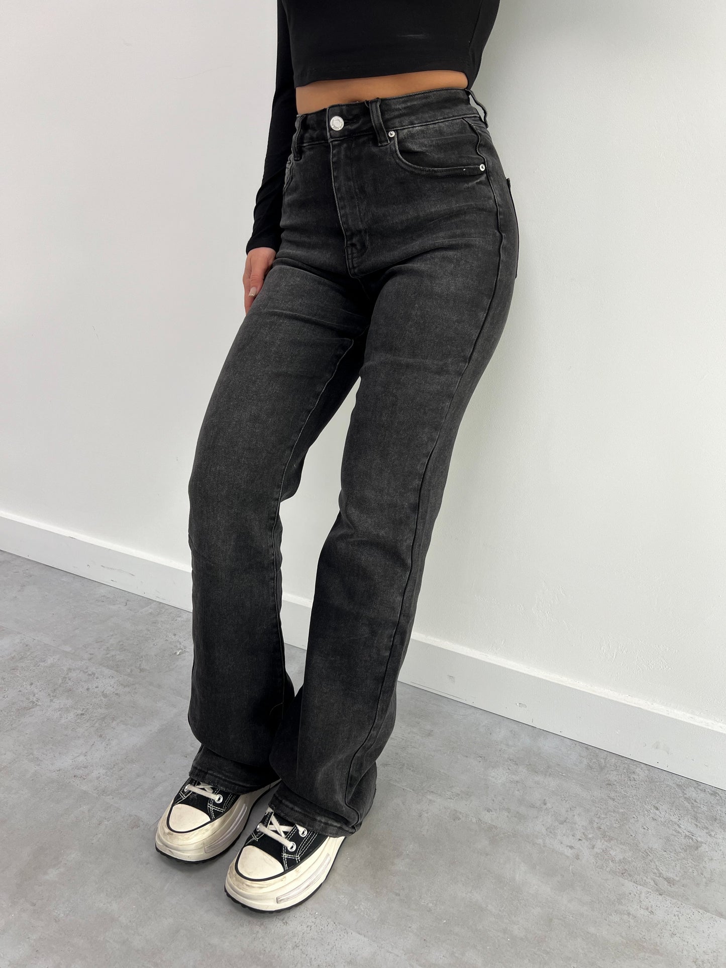 BOOTCUT BLACK STRETCH JEANS